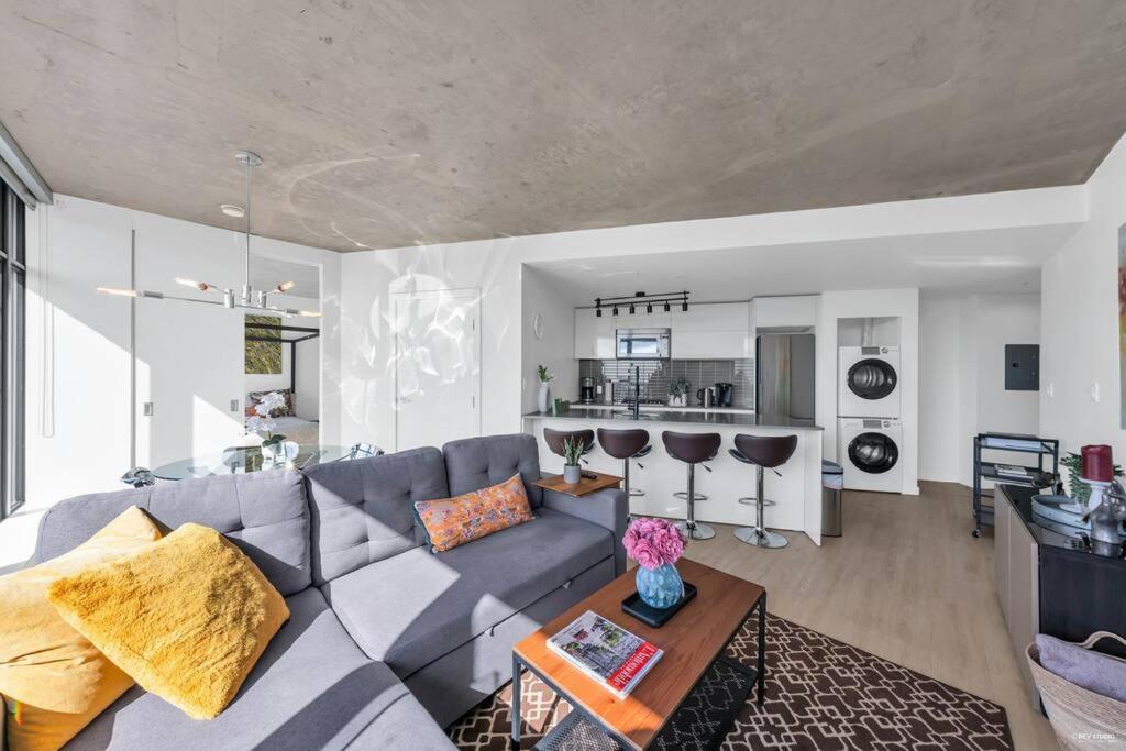 Skyview, 40Th Floor! 2Br Condo In Downtown Vancouver Zewnętrze zdjęcie