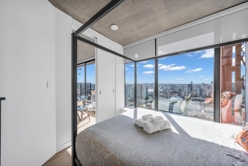 Skyview, 40Th Floor! 2Br Condo In Downtown Vancouver Zewnętrze zdjęcie